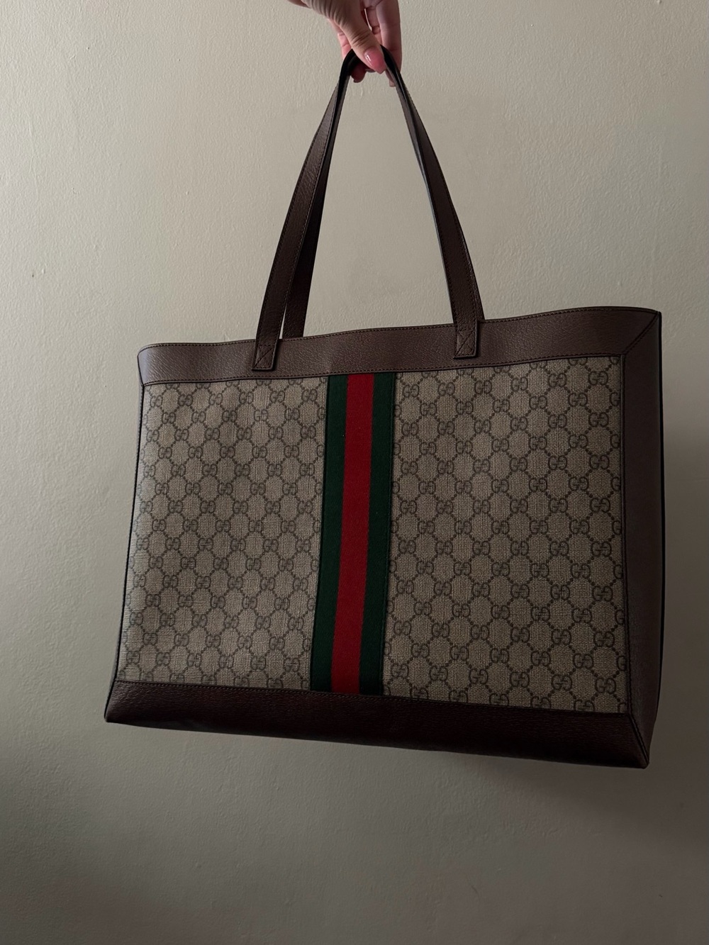 Gucci Beige GG Supreme Canvas Tote with Brown Leather and Green-Red Web - Picture 2 of 7